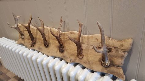 Deer Antler Coat Rack Diy, Antler Hat Rack, Deer Antler Coat Rack, Antler Towel Rack, Antler Coat Rack, Wooden Candle Sconces, Antler Projects, Deer Antler Crafts, Antler Ideas