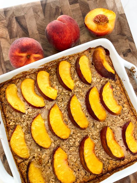 High Protein Peaches & Cream Baked Oats Overnight Oats Steel Cut, Metabolism Makeover, Oat Bake, Baked Oatmeal Recipes Healthy, Chocolate Raspberry Brownies, Gluten Free Christmas Cookies, Food Change, Raspberry Brownies, Scones Recipe Easy