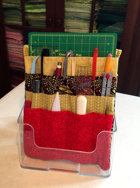 An Open and Shut Case » First Light Designs Sewing Room Organization Ideas, Halloween Bags Diy, Room Organization Ideas, Tool Caddy, Sewing Caddy, Quilter Gifts, Notions Bag, Quilt Retreat, Sewing Room Organization