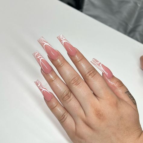 Nailinspo Nailart, Summer Nail Ideas, Professional Manicure, Glitter Phone Wallpaper, Nail Drills, Nude Nail, Nude Nail Designs, Work Nails, Popular Nails