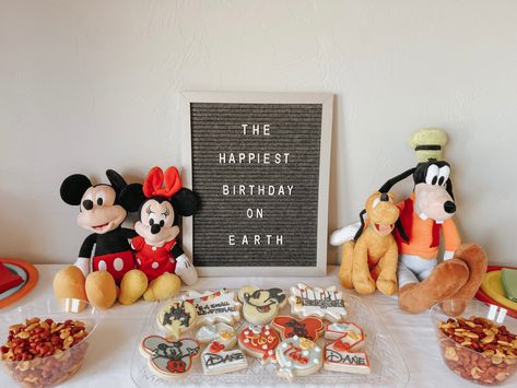 Disneyland Second Birthday, Classic Disney Party, Disney Third Birthday, Disney 2nd Birthday Boy, Disney First Birthday Boy, Disney World Birthday Party, Disneyland Birthday Party Theme, Disneyland Birthday Party, 4th Birthday Party For Boys