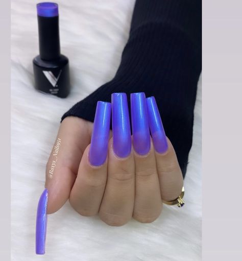 Colorful Chrome Nails, Chrome Acrylic Nails, Purple Chrome Nails, Curved Nails, Blue Chrome, Punk Nails, Glow Nails, Really Cute Nails, Long Square Acrylic Nails