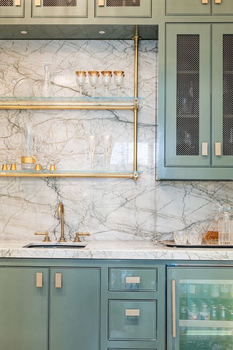 alexis pearl design-Portfolio Mercury Glass Backsplash, Marble Slab Backsplash, Slab Backsplash, Floating Glass Shelves, Project Architecture, Glass Tile Backsplash, Glass Backsplash, Glass Shelf, Marble Slab