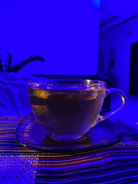 A cup of twinings camomile and honey tea for the night. Camomile Tea Aesthetic, Night Tea Aesthetic, Tea Night Time, Tea At Night, Tea Aesthetic, Twinings Tea, Honey Tea, Rainy Night, My Mood