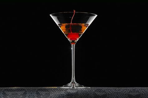 It’s the drink that put the Big Apple on the mixologist map and landed Bart Simpson a job with the Springfield mafia, but do you actually know how to make a Manhattan cocktail? For almost 140 years, the iconic Manhattan drink has passed through the […]Visit Man of Many for the full post. Perfect Manhattan Cocktail, Manhattan Drink, Classic Manhattan Cocktail, Manhattan Cocktail Recipe, Manhattan Recipe, Bulleit Bourbon, Manhattan Cocktail, Good Whiskey, American Whiskey