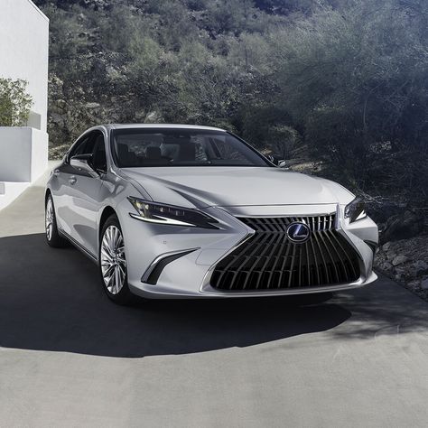 Lexus Aesthetic, Is 250 Lexus, Chrysler Logo, Lexus 350, Lexus Sedan, Dream Cars Lexus, Lexus Sport, Lexus Car, Luxury Sedans