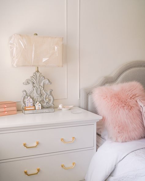 How is it that I got the biggest bedside table I could find and it’s still not enough storage 😭 thinking about getting an ottoman lift up storage bed to put my pillows in so they aren’t just on the floor 24/7 when the beds not decorated ! 🎀🌸✨🎀🌸✨🎀🌸✨🎀🌸✨ #pinkhomeinterior #pinkhome #pinkbedroom #pinkcreator #pinkcreators #pinkugc #pinkugccreator #pink #pinkaesthetic #rosa #pinkflowers #pinkpinkpink #pinkflower #pinklover #pinkvilla #pinks #pinkmakeup #pinklove #aesthetic #aesthetics #aestheti... Big Bedside Tables, Lift Up Storage Bed, House Decorating, Pink Bedroom, Pink Makeup, Storage Bed, Pink Love, On The Floor, Not Enough