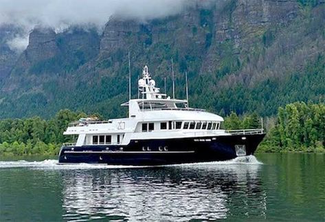 Expedition Yachts, Explorer Yacht, Boat Service, Cruiser Boat, Yacht Builders, Surround Sound Systems, Below Deck, Yacht For Sale, Fresh Water Tank