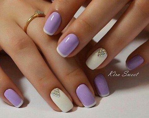 If purple is your favorite color, then what you’re looking for is a gorge purple manicure. Purple, silver, and white will make people jelly of your fingertips. - See more at: http://www.quinceanera.com/make-up/top-nail-designs-by-color/#sthash.fFGmLMHJ.dpuf Light Purple Nails, White Tip Nails, Purple Nail Art, Short Gel Nails, Super Nails, Spring Nail, Fancy Nails, Nail Polishes, Purple Nails