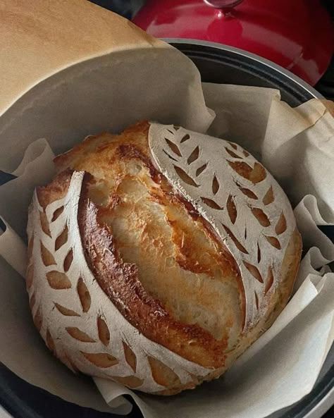 Sourdough Bread Scoring, Bread Scoring, Aesthetic Plants, Herb Bread, Homemade Sourdough Bread, Cottage Aesthetic, Healthy Groceries, Sourdough Recipes, Bakery Recipes