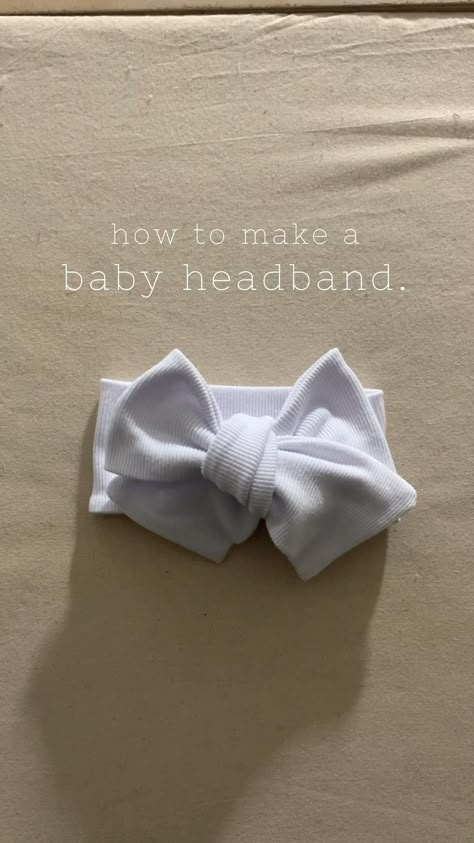 How To Make A Baby Bow Headband, How To Make A Headband Out Of Fabric, Headband Bows Diy, Newborn Headband Diy, Diy Newborn Headbands, Easy Gifts To Sew, Baby Headbands Diy, Quick Easy Gifts, Diy Baby Bows Headbands