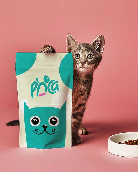 Paca – Cchora™ Cat Food Packaging Design, Beverage Drawing, Cat Food Packaging, Cat Packaging, Cat Branding, Cat Captions, Pet Food Packaging, Pet Branding, Food Mockup