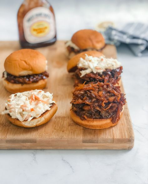 Pulled Mushroom BBQ Sandwiches — kiln + kitchen Mushroom Bbq, Mushroom Slow Cooker, Bbq Mushrooms, Bbq Sandwiches, Lush Recipes, Chicken Mushrooms, Bbq Sandwich, Warp Speed, Mushroom Recipe