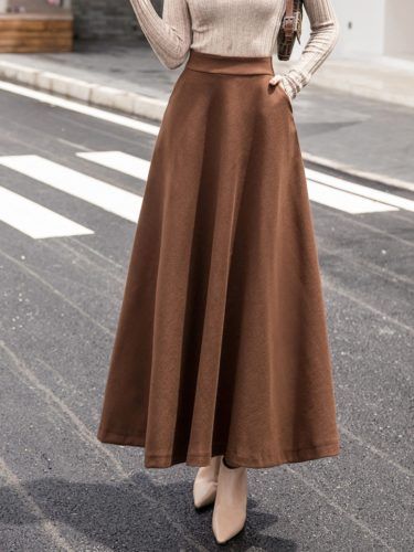 Long Skirt Outfits Korean, Brown Skirt Outfit, Long Skirt For Women, Long Brown Skirt, Long Skirt Fashion, Modesty Outfits, Classy Outfits For Women, Long Skirt Outfits, Winter Skirt Outfit