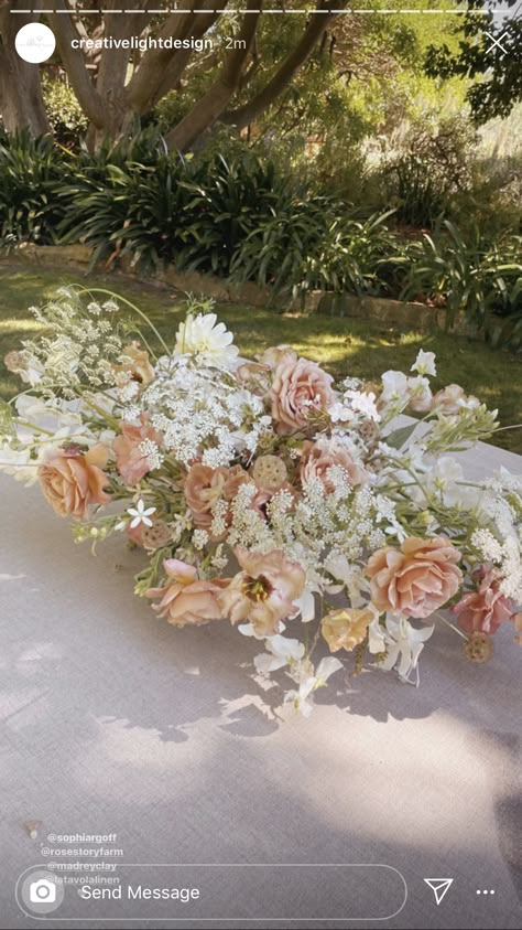 European Romance, Neutral Wedding Flowers, Champagne Flowers, Romantic Wedding Flowers, Cottage Wedding, White Wedding Flowers, Neutral Wedding, Peach Wedding, 2024 Wedding