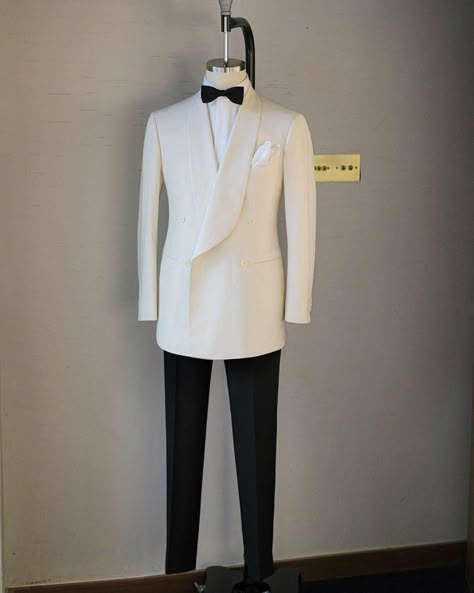 White Tuxedo Wedding Groom, White Tuxedo Men, Small Elegant Wedding, White Tux Jacket, White Prom Suit, Wedding Suit Groomsmen, White Tuxedo Wedding, Black Tie Wedding Attire, Brown Suits For Men