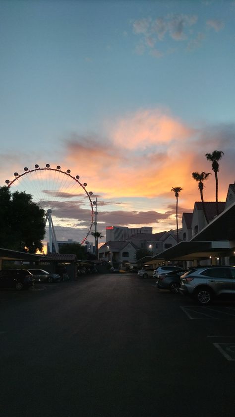 Las Vegas Sunset, Vegas Sunset, Places To Go, Las Vegas, Travel, Quick Saves