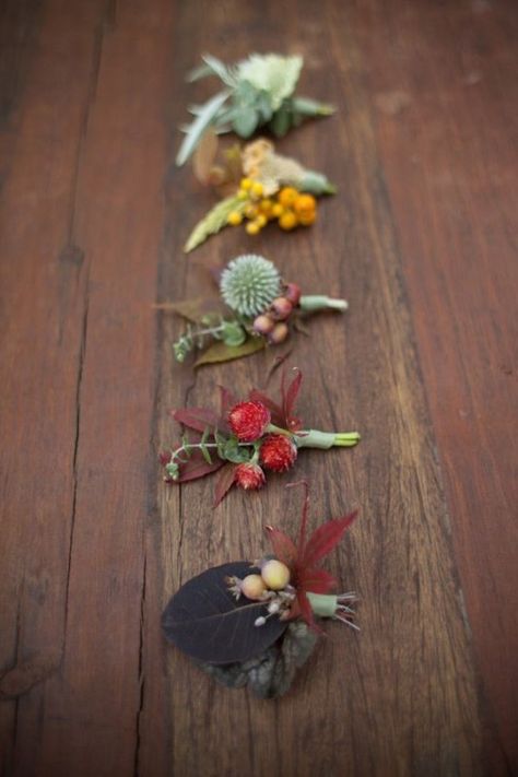 Well Hello October! Autumnal Wedding Inspiration Fall Boutonnieres, Succulent Boutonniere, Fall Ombre, Groomsmen Boutonniere, Fall Wedding Flowers, Boutonniere Wedding, Wedding Inspiration Fall, Fall Wedding Colors, Groom And Groomsmen