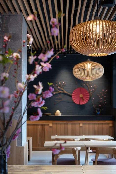 5 Tips for a Japanese Ceiling Design Japanese Aesthetic Restaurant, Japanese Ceiling Design, Noodle Restaurant Design, Japanese Ceiling, Japanese Restaurant Interior Design, Japanese Restaurant Aesthetic, Japanese Cafe Design, Japanese Bar Design, Japanese Cafe