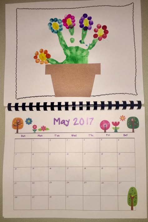 Preschool Calendar Craft, Diy Preschool Calendar, Calendar Crafts For Kids, March Handprint Calendar, Calendar Handprint Ideas, Diy Handprint Calendar, Handprint Calendar 2023, Handprint Calendar Ideas, Monthly Handprint Calendar