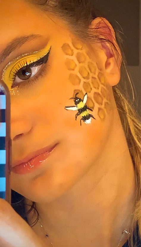 Honey Bee Makeup, Bee Makeup, Honey Bee, Makeup Art, Ear Tattoo, Behind Ear Tattoo, Makeup Ideas, Makeup Artist, Honey