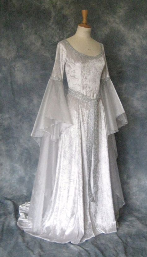 ♥ ~ ♥ White ♥ ~ ♥ White Medieval Dress, Elven Fashion, Celtic Wedding Dress, Medieval Wedding Dress, Witch Wedding, Celtic Dress, Hand Fasting, Irish Dress, Celtic Clothing