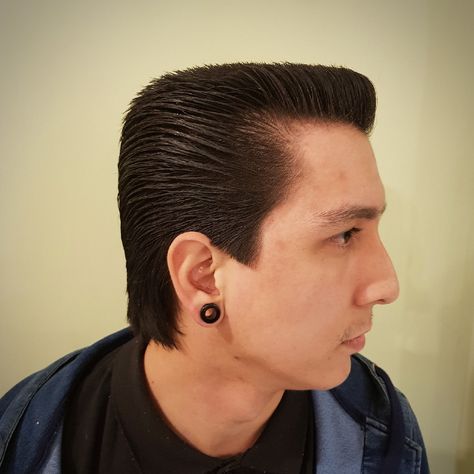 Old School Haircuts, Brylcreem Hairstyles, Flat Top Haircut, Mens Hairstyles Thick Hair, Cartoon Profile Pictures, Mens Hairstyles Short, Pompadour, Great Hair, Flats Top