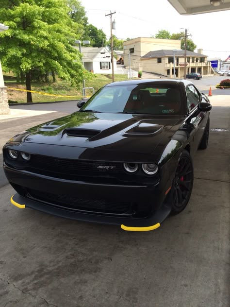 Hell Cat Srt Charger, Hell Cat Charger, Doge Car, Hell Cat Car, Doge Challenger, Bmw Old, Hell Cat, ماثيو ماكونهي, Dodge Charger Hellcat