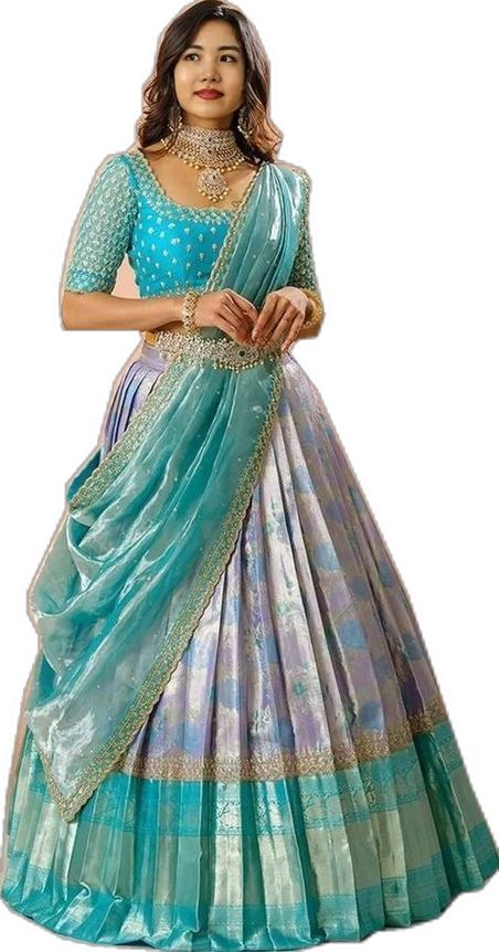 Half Saree Designs Simple, Saree Dress Design Ideas, Emerald Green Lehenga, Traditional Half Saree Designs, Lehenga Choli For Wedding, Choli For Wedding, Pink Dupatta, Simple Frock Design, Frock Designs