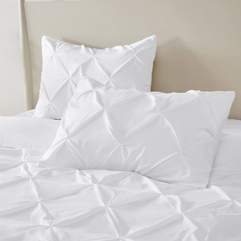 Pintuck duvet cover