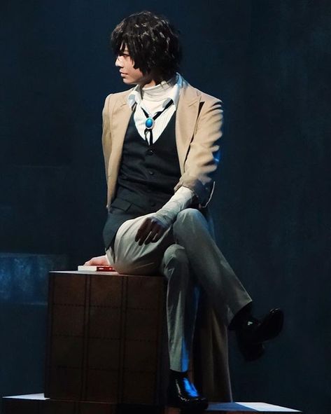 Bsd Stageplay, Hideya Tawada, Shock Collar, Bungou Stray Dogs Characters, Dazai Bungou Stray Dogs, Train Your Dog, Stage Actor, Stage Play, Dazai Osamu