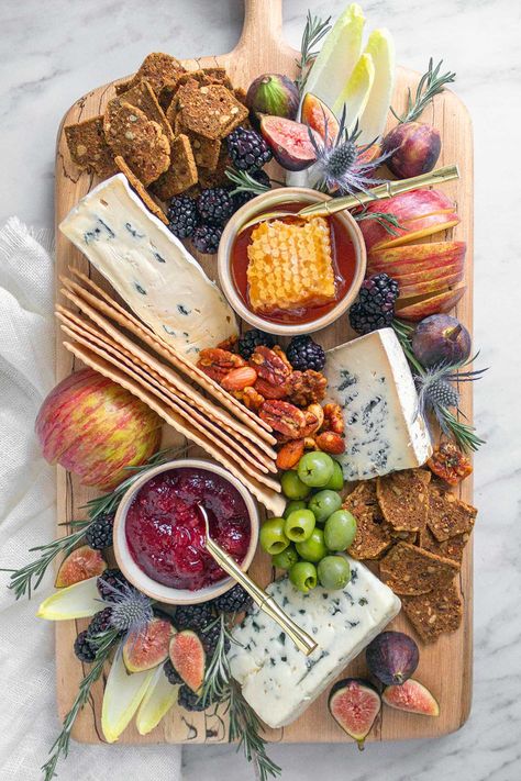 The Blue Cheese Board | A Cultivated Living Cheese Board Spreads, Rustic Cheese Board, Summer Charcuterie Board Ideas, Charcuterie Board Picnic, Blue Charcuterie Board, Wine And Cheese Board, Summer Charcuterie Board, Cheese Board Ideas, Summer Charcuterie