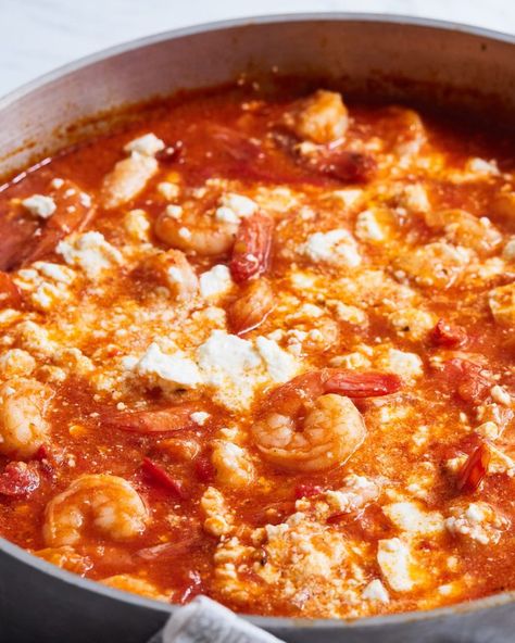 Shrimp Saganaki - Delice Recipes Big Easy Recipes, Shrimp Saganaki, Coconut Curry Shrimp, Recipes Shrimp, Cowboy Beans, Food Traditional, Easy Mediterranean Diet Recipes, Sauteed Zucchini, Curry Shrimp