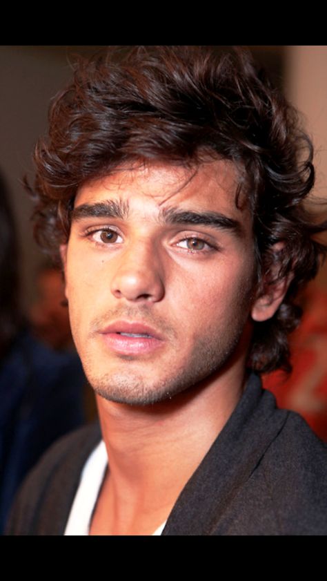 Deep Brown Eyes, Brown Hair Male, Marlon Teixeira, Drawing People Faces, Left Eye, Brown Hair Brown Eyes, Cool Hairstyles For Men, The Nanny, James Franco