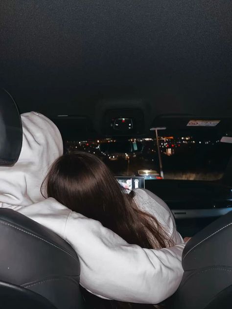 Late Night With Boyfriend, Couple In Car, Cute Couple Sketches, Sleep In Car, Couples Things To Do, Couple Sleeping, Soft Launch, Book Cover Design Inspiration, Teenage Love