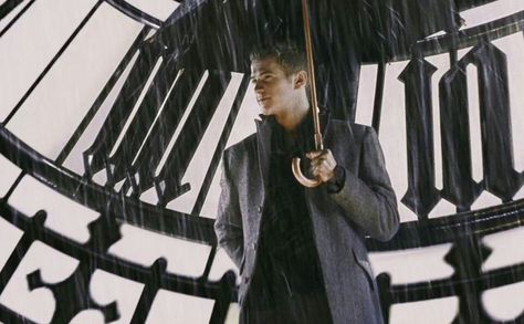 Jumper Movie, Jumper Film, Hayden Christensen, Anakin Skywalker, Star Wars Universe, Sleek Fashion, Emotional Support, Action Movies, Series Movies