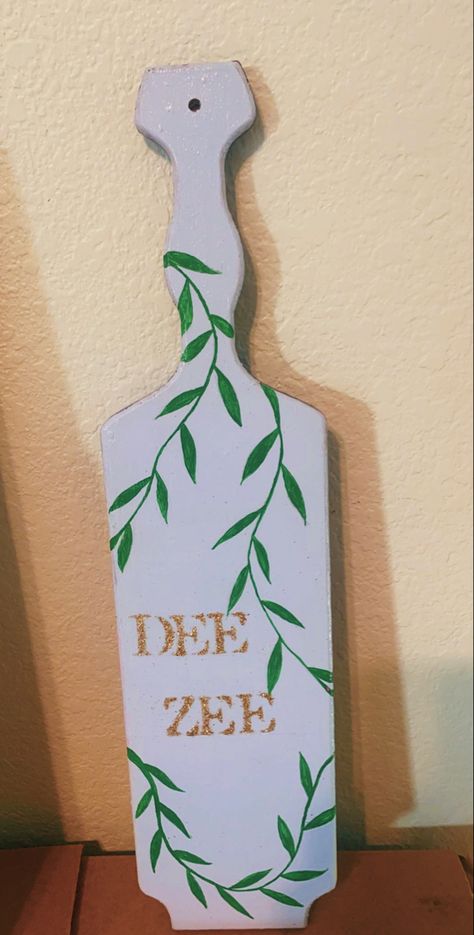 Sage Green Sorority Paddle, Simple Sorority Paddles, Sorority Paddles Unique, Paddle Ideas Sorority, Cute Sorority Paddles, Greek Paddles Sorority, Sorority Paddles Ideas, 21st Paddle, Paddle Sorority Big