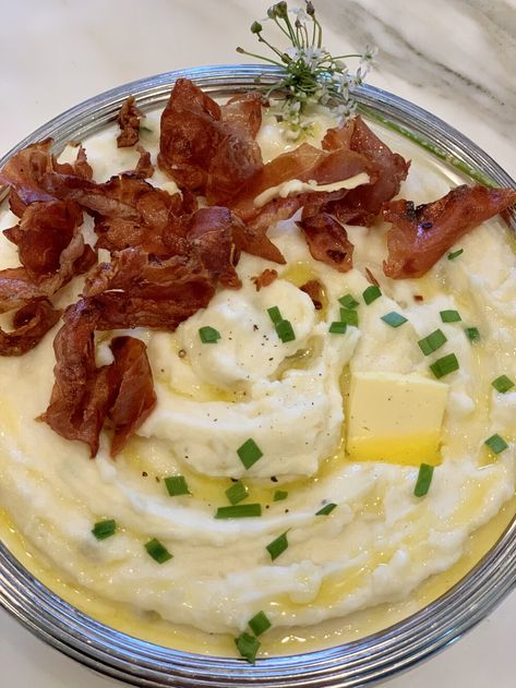 Smoked Gouda Mashed Potatoes with Chives and Crispy Proscuitto — An Explorer's Kitchen Smoked Gouda Mashed Potatoes, Gouda Mashed Potatoes, Fried Brussel Sprouts, Recipe Folder, Pancakes For Breakfast, Moroccan Spices, Garden Cooking, Thanksgiving Recipes Side Dishes, Smoked Gouda