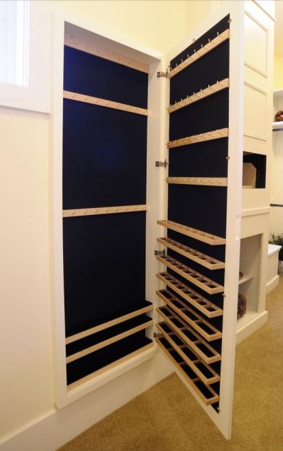 Small Master Closet, Master Closet Organization, Jewerly Organizer, Jewelry Closet, Small Closet Space, Open Closet, Closet Layout, Small Closets, Wall Closet