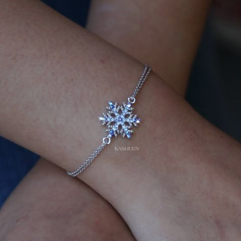 Elsa Stuff, Ice Spirit, Snow Jewelry, Schnee Party, Ice Bracelet, Winter Angel, Theatre Production, Snowflake Bracelet, Snowflake Jewelry