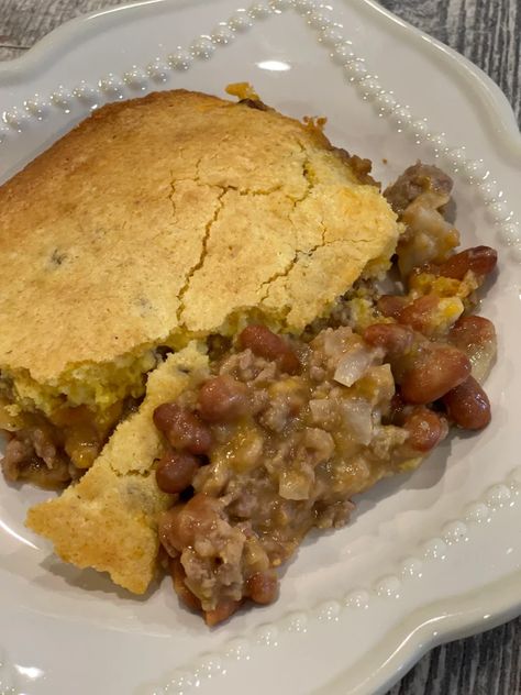 Beans And Cornbread, Hatch Chiles, Pinto Bean Recipes, Southern Cooking Recipes, Pinto Bean, Cornbread Casserole, Beef Casserole Recipes, Bean Casserole, Beef Casserole