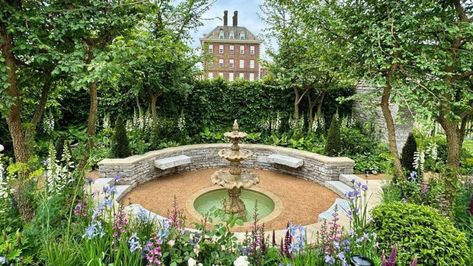 Chelsea Flower Show's Bridgerton garden to move to Cambridge Bridgerton Garden, Rhs Chelsea Flower Show, Regency Romance, Interior Design Advice, Beauty Box Subscriptions, Regency Era, Chelsea Flower, Diy Renovation, Chelsea Flower Show