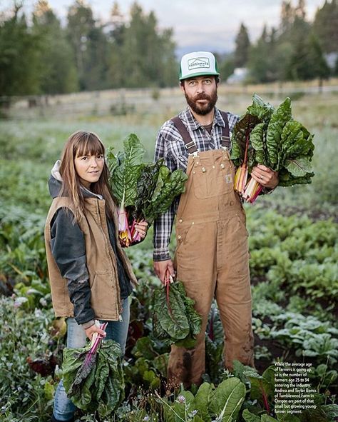 Oregon Farm, Farm Photoshoot, Farmers Wife, Country Aesthetic, Farm Lifestyle, Farm Photography, Hood River, Community Garden, Garden Aesthetic