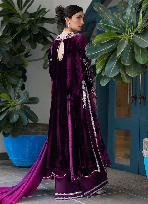 Party & Wedding Wear !!! Product Details: Color: Plum Fabric: Velvet Dupatta Fabric: Silk. Work Details: Embellished Sizes: Customized. Whatsapp us for Price and Details: +923118372484 Whatsapp link: https://wa.me/923118372484 Visit Our Website: https://fab-outfits.com/ Worldwide delivery Available. Farah Talib Aziz, Velvet Dress Designs, Latest Dress Design, Hand Embroidery Dress, Evening Dresses With Sleeves, Embroidered Sleeves, Wedding Look, Embroidery Designs Fashion, Stylish Dress Book