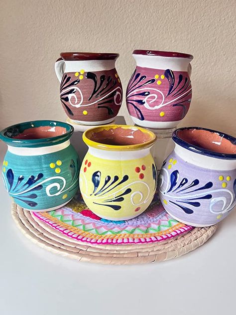 Mexican Clay Pots, Mexican Mug, Mexican Ornaments, Mug Clay, Pottery Coffee Mugs, Mexican Kitchen Decor, Clay Jar, Mexican Kitchens, Painted Ornament