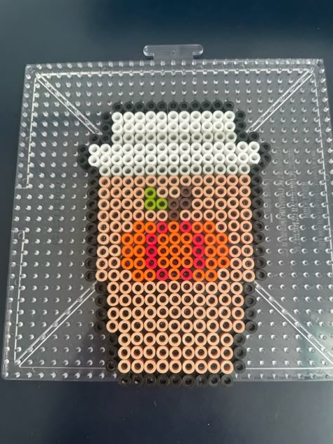 Perler Beads Fall Patterns, Perler Beads Thanksgiving, Autumn Perler Beads, Halloween Perler Bead Patterns Easy, Coffee Perler Bead Patterns, Thanksgiving Perler Bead Patterns, Pumpkin Pearler Bead, Fall Perler Bead Patterns, Cute Perler Beads