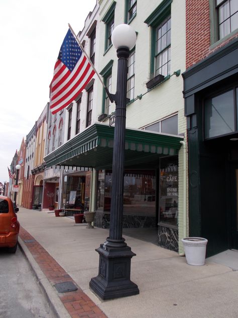 Main Street, Harrodsburg, Kentucky. Harrodsburg Kentucky, Allegheny Mountains, Pool Halls, My Old Kentucky Home, Usa States, Ohio River, Main Street, Kentucky, Illinois