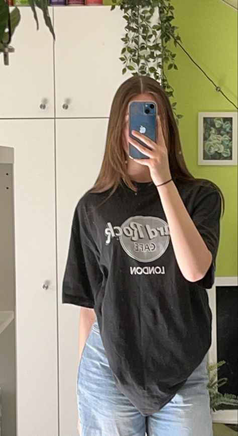 Iphone 13 Blue Aesthetic, Iphone 13 Blue, Iphone Mirror Selfie, Brunette Blue Eyes, Bagel Recipe, Iphone Obsession, Short Blouses, Boys Fashion, Blue Mirrors