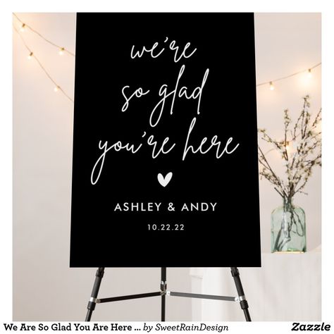 Funny Wedding Welcome Board, Welcome Board Design, Welcome Signs Wedding, Large Welcome Sign, Modern Wedding Signs, Minimal Wedding Decor, Wedding Entry, Renew Vows, Sangeet Decor