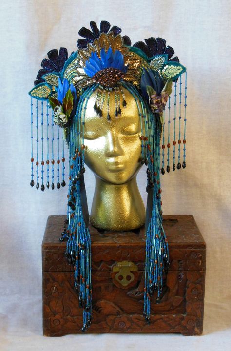 Chinese Headpiece, Chinese Queen, Fantasy Headdress, Queen Princess, Princess Art, Beaded Fringe, Dance Costume, Tiaras And Crowns, Fantasy Fashion